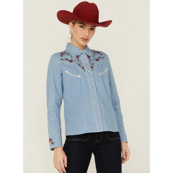 Best reviews of 🎁 Scully 👩 Women's Chambray Floral Embroidered Yoke Snap Western 👚 Shirt Blue ❤️