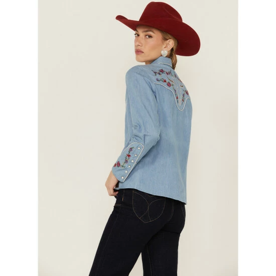 Best reviews of 🎁 Scully 👩 Women's Chambray Floral Embroidered Yoke Snap Western 👚 Shirt Blue ❤️ - Image 3